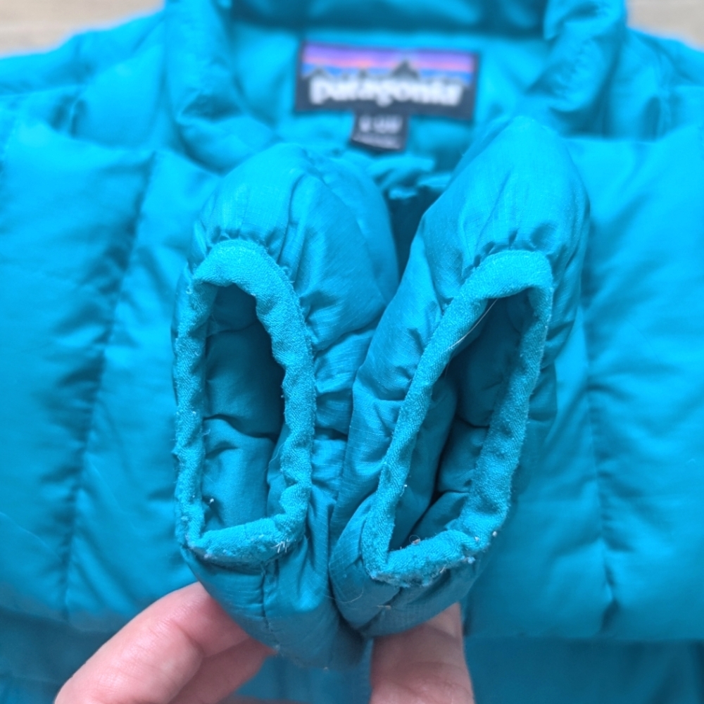 Patagonia Baby Down Sweater in Turquoise - Size 6-12M - Picture 6 of 8